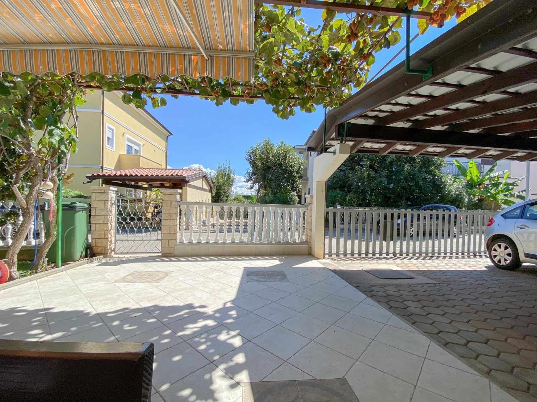 Beco Three Apartman Novigrad Istria Kültér fotó